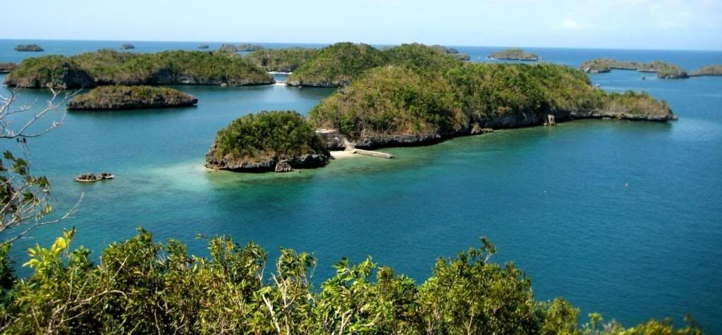 one hundred islands