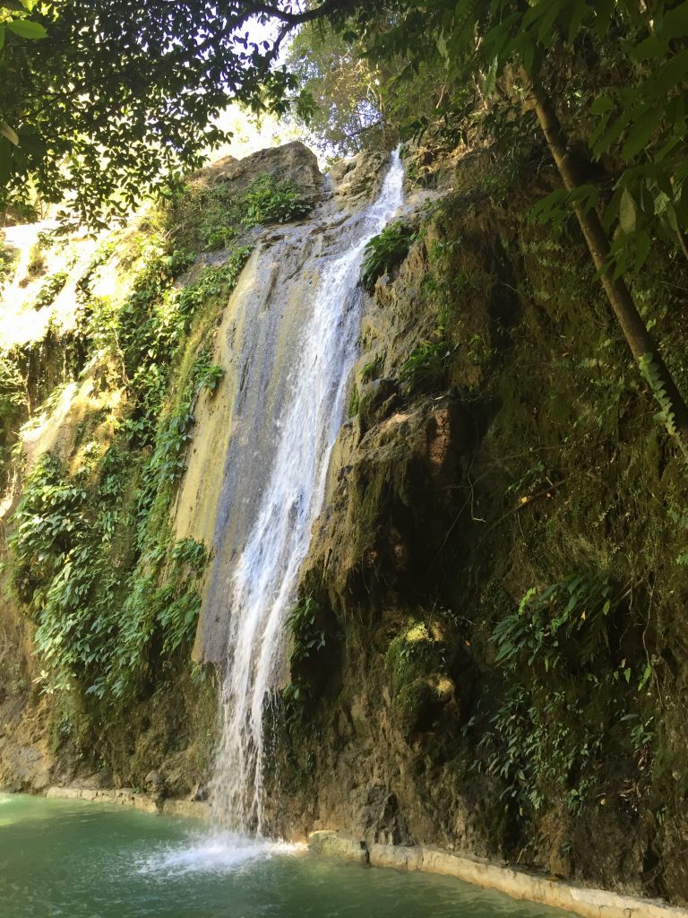 Baras Rizal Palo Alto Falls rock pool