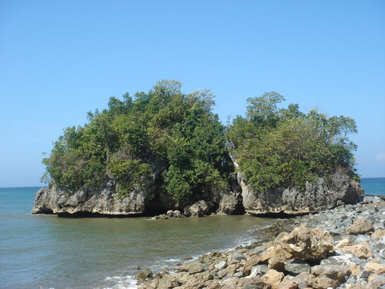 Sipalay beach in Negros Occidental