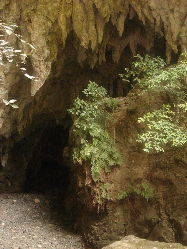 best caves in the Philippines Mamara cave sipalay negros