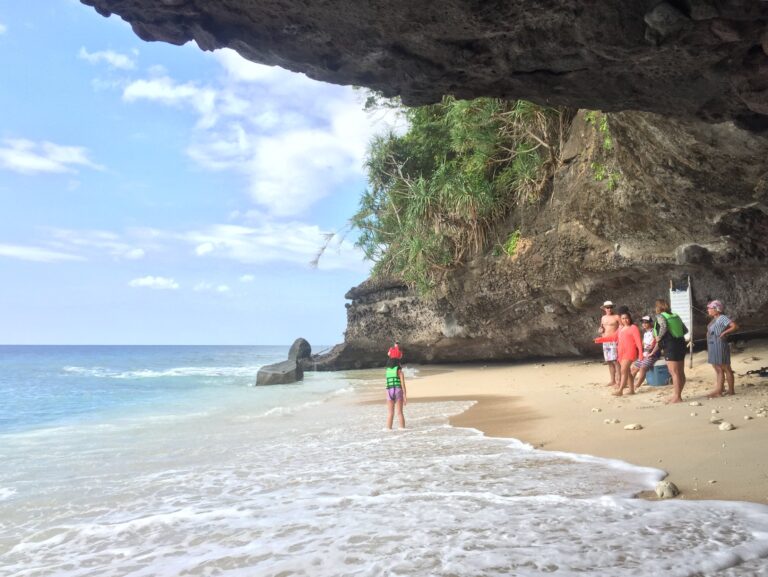 Best Beaches Near Manila